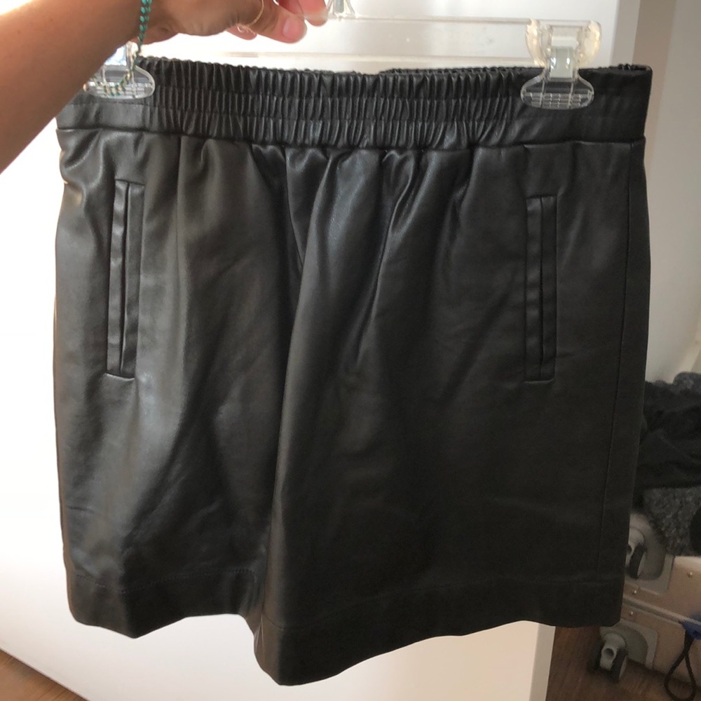 Loft leather pleather skirt